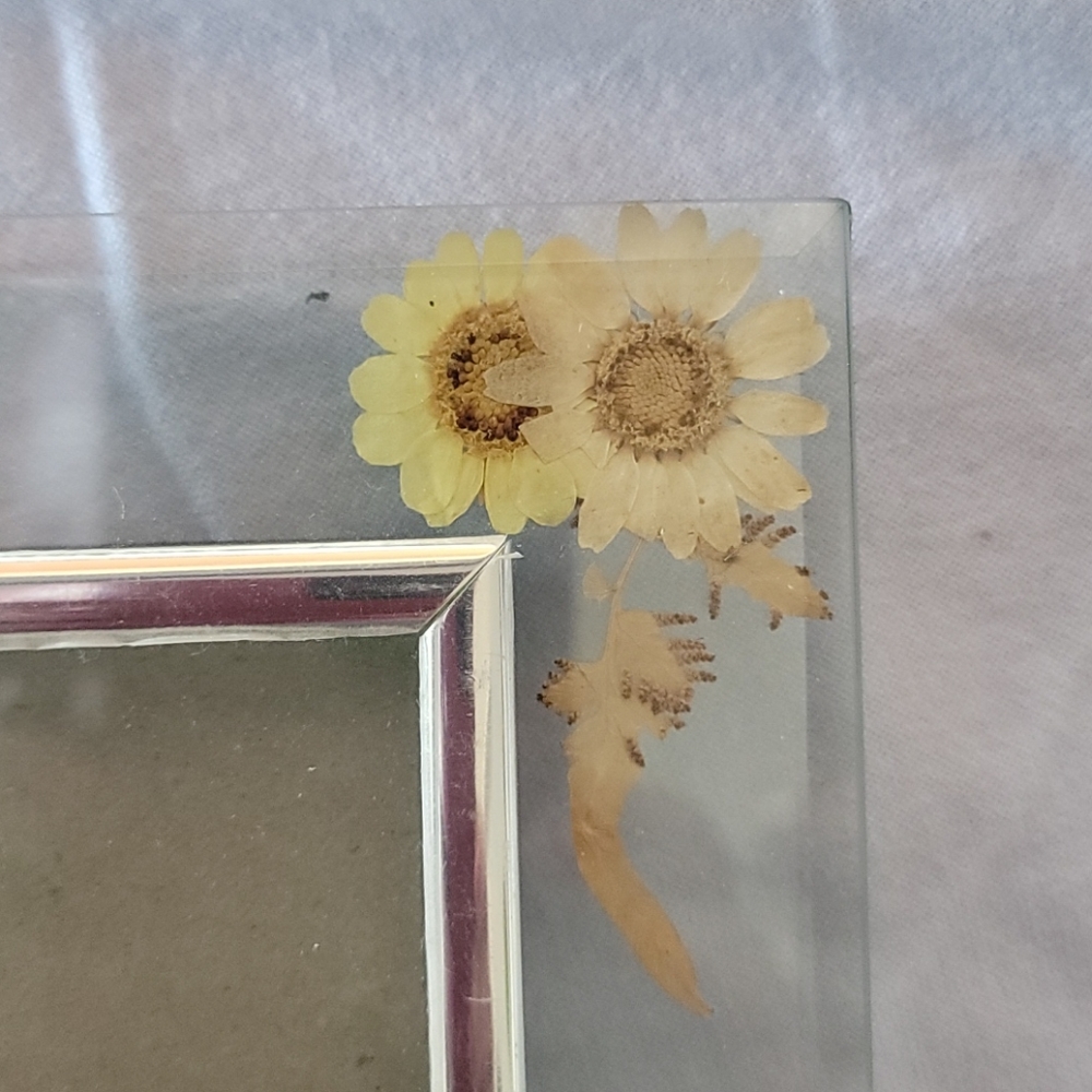 Photo frame - Picture 2 of 3